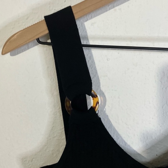 Elie Tahari Black Rib Knit Top - Picture 2 of 5